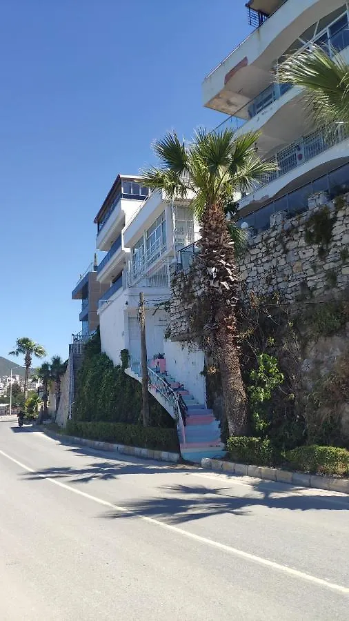Waterfront Glass Flat Kusadası